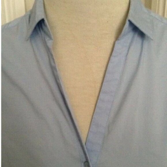 Forever 21 Womens Long Sleeve White or Blue Button Up Shirt Size XS - Picture 5 of 9